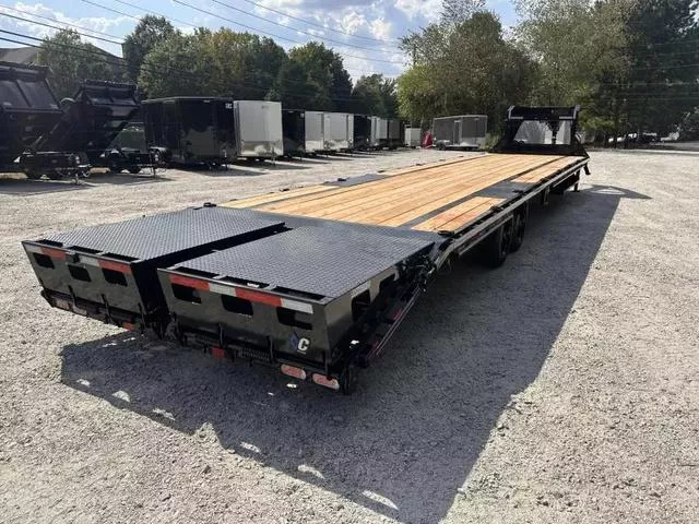 Diamond C 8.5x40' Gooseneck Hot-Shot non-CDL w/ Max Ramps 2026 in ...