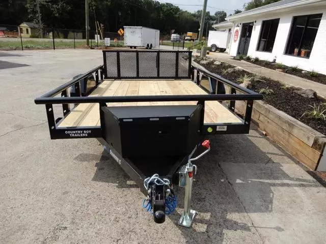 new Cargo (Enclosed) Trailers Diamond C Trailers  for sale, in Cumming, GA Thumbnail 3
