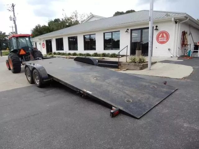 used Car Haulers / Racing Trailers Kwik Load  for sale, in Cumming, GA Thumbnail 6