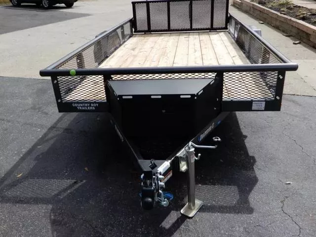 new Cargo (Enclosed) Trailers Diamond C Trailers  for sale, in Cumming, GA Thumbnail 10
