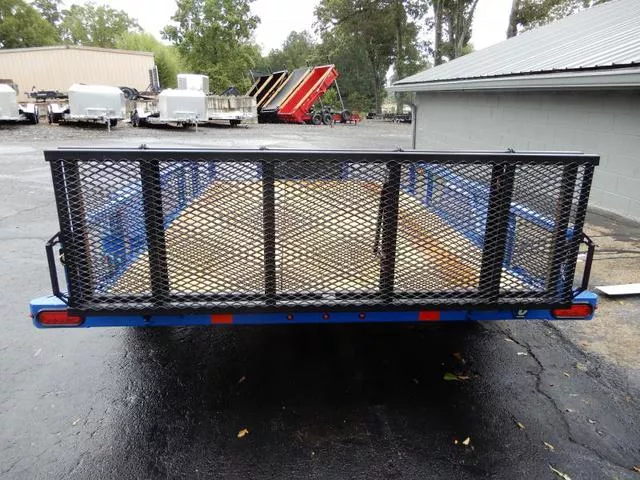 new Cargo (Enclosed) Trailers Diamond C Trailers  for sale, in Cumming, GA Thumbnail 3