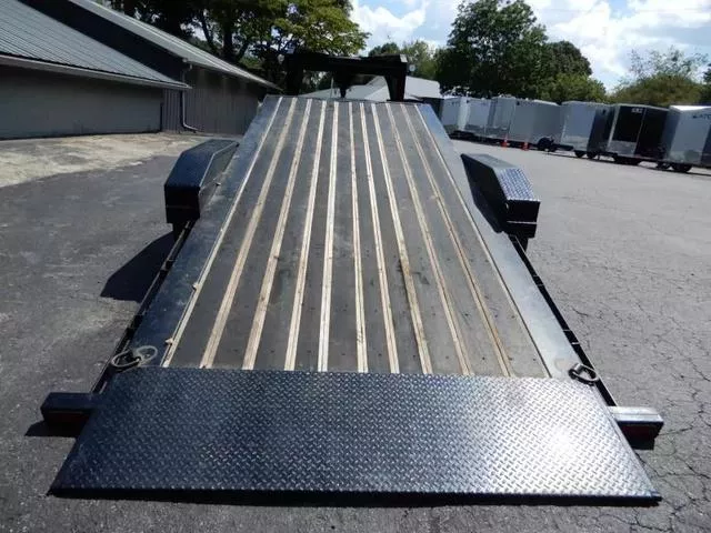 used Other Trailers Diamond C Trailers  for sale, in Cumming, GA Thumbnail 27