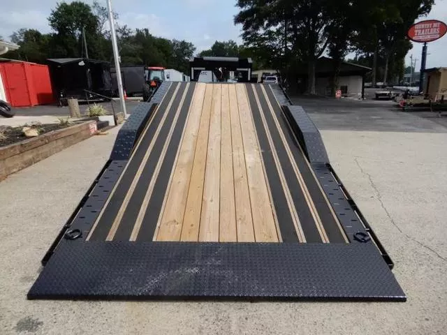 new Other Trailers Diamond C Trailers  for sale, in Cumming, GA Thumbnail 3