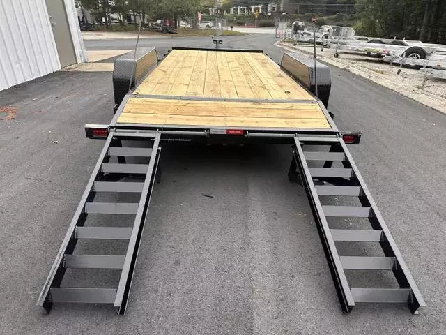 Currahee 82x16' Equipment  2' Dovetail w/Flip Ramps 2026