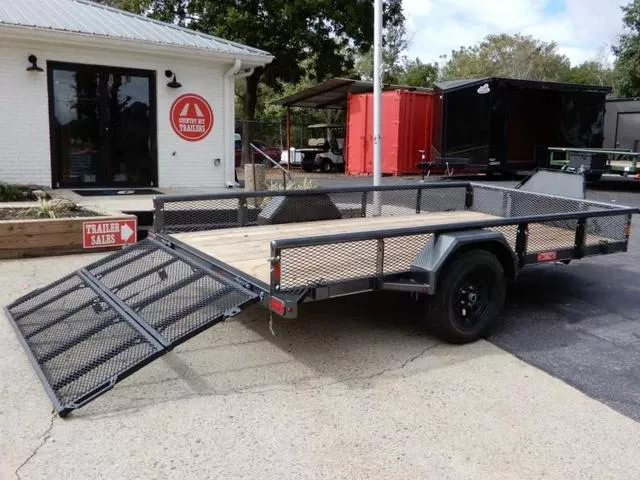 new Cargo (Enclosed) Trailers Diamond C Trailers  for sale, in Cumming, GA Thumbnail 17