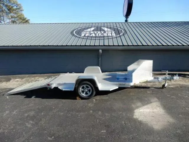 2026 Aluma 4'3"x10'5" Single Motorcycle MC10