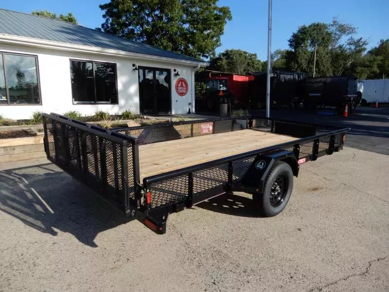 new Cargo (Enclosed) Trailers Diamond C Trailers  for sale, in Cumming, GA Thumbnail 2