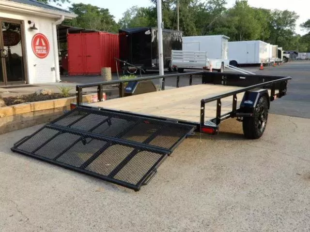 new Cargo (Enclosed) Trailers Diamond C Trailers  for sale, in Cumming, GA Thumbnail 24