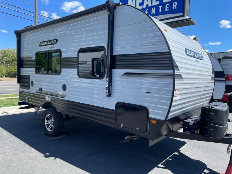 2022 Sunset Park RV Sunlite 18RD Travel Trailer RV 2022 Sunset Park RV Sunlite 18RD Travel Trailer RV