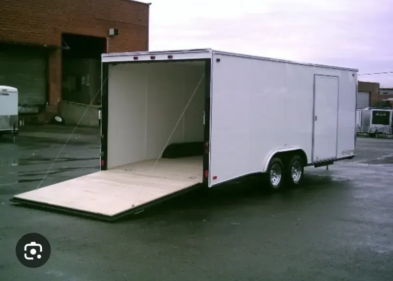2007 CARSON RACER 20 FOOT BOX ENCLOSED TRAILER