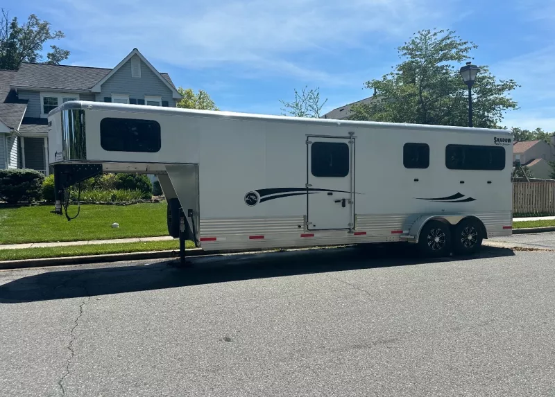 2023 Shadow Trailers Pro Series 2+1 Horse & Livestock