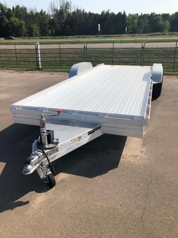 2019 Featherlite 3110 Car / Racing Trailer 2019 Featherlite 3110 Car / Racing Trailer