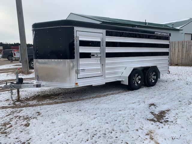 2019 Featherlite 8107-16' Livestock Trailer 2019 Featherlite 8107-16' Livestock Trailer