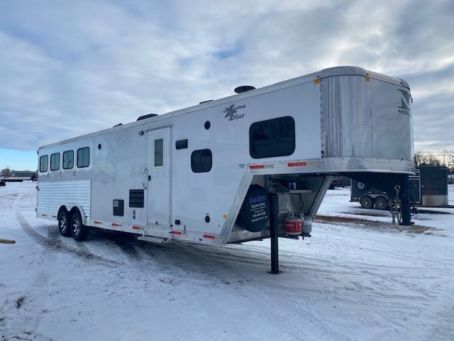 2015 Merhow Trailers 8409 Horse Trailer 2015 Merhow Trailers 8409 Horse Trailer