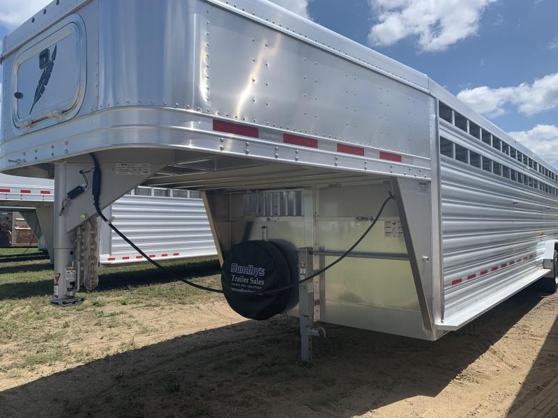 2019 Featherlite 8127 7.6' X 30' Livestock Trailer 2019 Featherlite 8127 7.6' X 30' Livestock Trailer