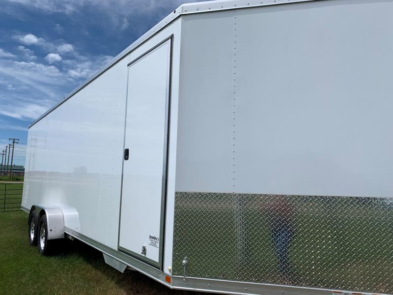 2020 Featherlite 1610V-24 Enclosed Cargo Trailer 2020 Featherlite 1610V-24 Enclosed Cargo Trailer