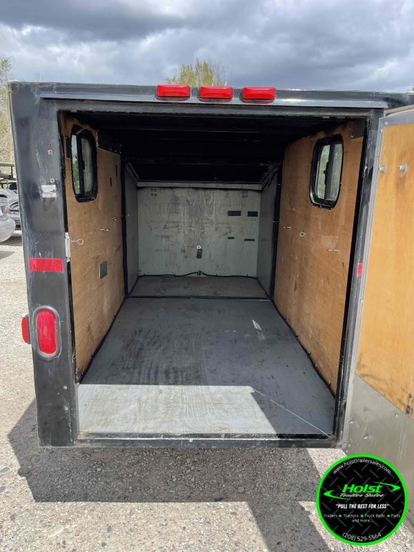 2008 CM Trailers 4'X6' Custom Enclosed Cargo Trailer 2008 CM Trailers 4'X6' Custom Enclosed Cargo Trailer