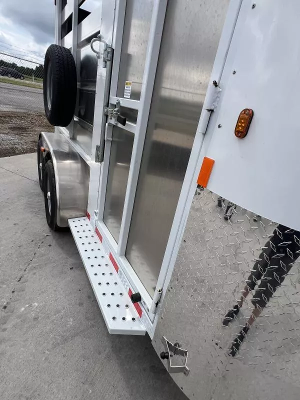 new Horse Trailers Maverick Trailers Other for sale, in Valley View, TX Thumbnail 5