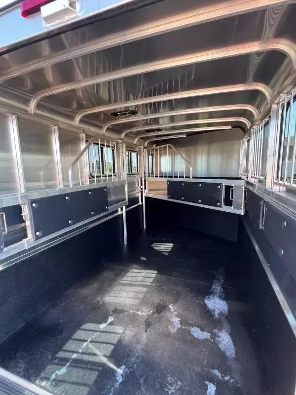 new Horse Trailers Maverick Trailers Other for sale, in Valley View, TX Thumbnail 7