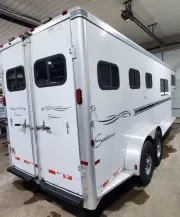 used Horse Trailers Sundowner Trailers  for sale, in Kittanning, PA Thumbnail 3