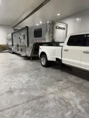2023 Cimarron Trailers 4 HORSE SIDE LOAD LIVING QUARTERS 