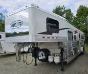2027 4-STAR 4 HORSE 13' TRAIL BOSS LIVING QUARTER 