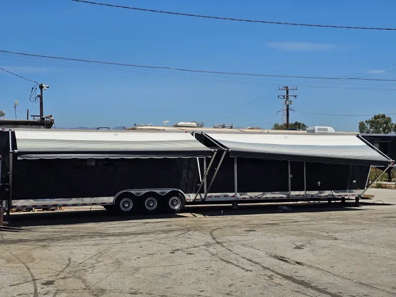 2004 Vintage Trailers Intimidator