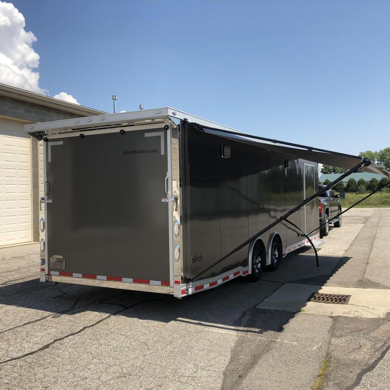 2019 28' inTech with ICON Pkg/Awning/A/C/Airline Track Custom Race