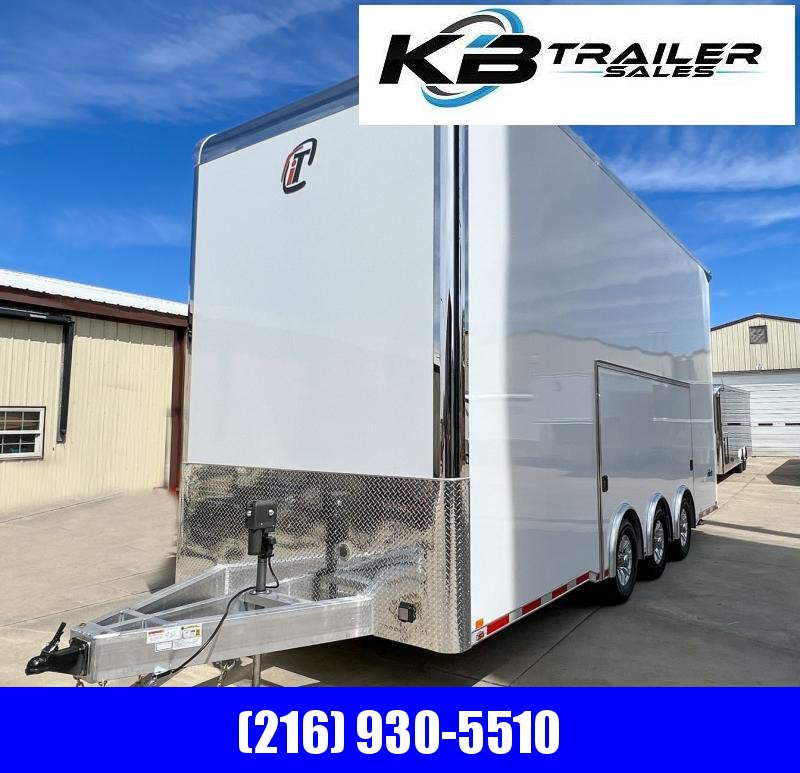 32' inTech Stacker Lite Race Trailer 32' inTech Stacker Lite Race Trailer