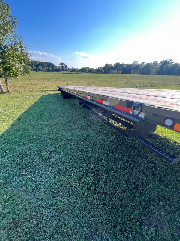 used Equipment / Flatbed Trailers MAXX-D  for sale, in Cookeville, TN Thumbnail 2