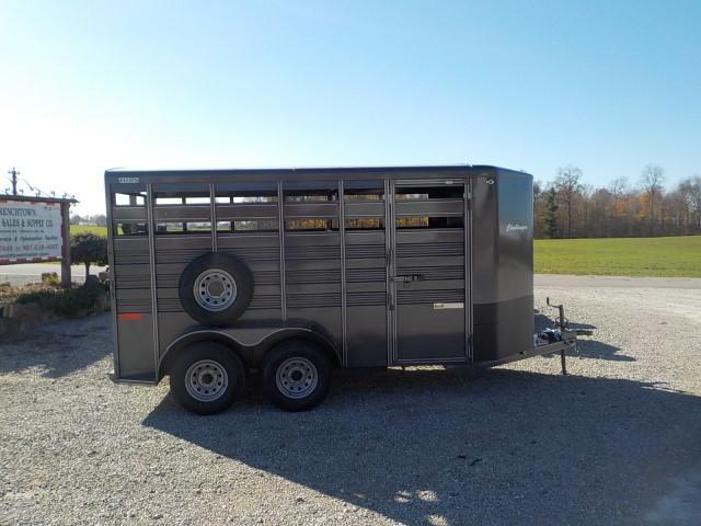 2021 Titan Trailers CHALLENGER B.P. STOCK TRAILER Livestock Trailer 2021 Titan Trailers CHALLENGER B.P. STOCK TRAILER Livestock Trailer