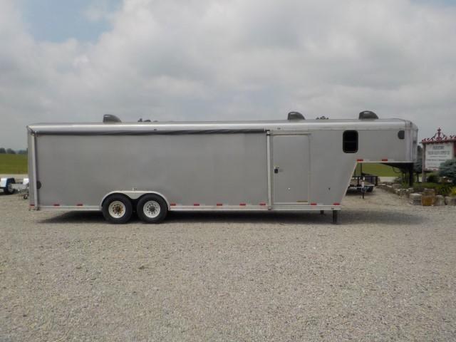 2005 H and H Trailer FD-306 REVA GOOSE NECK Enclosed Cargo Trailer 2005 H and H Trailer FD-306 REVA GOOSE NECK Enclosed Cargo Trailer