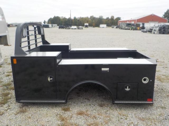 2022 CM Truck Beds TM DELUXE Truck Bed 2022 CM Truck Beds TM DELUXE Truck Bed