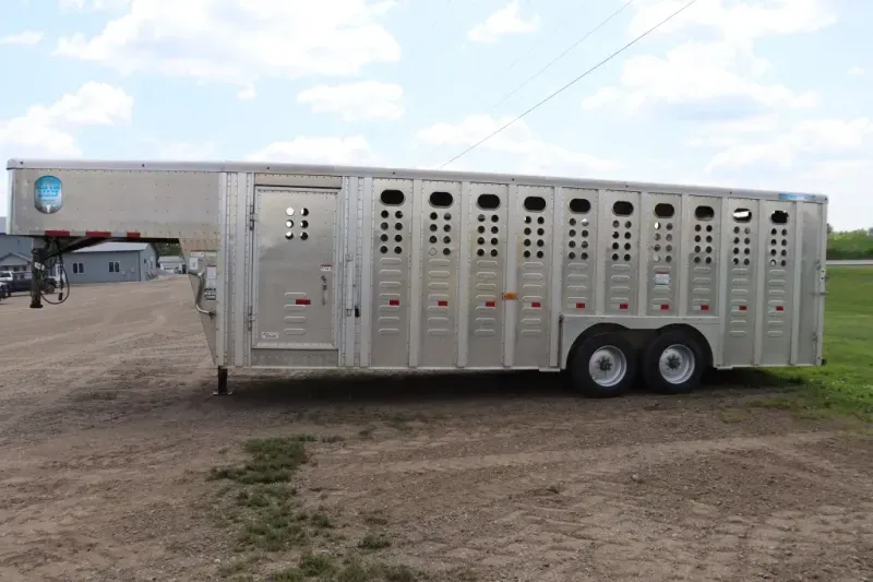 used Stock / Stock Combo Trailers Merritt Trailers  for sale, in Santa Ynez, CA Thumbnail 3