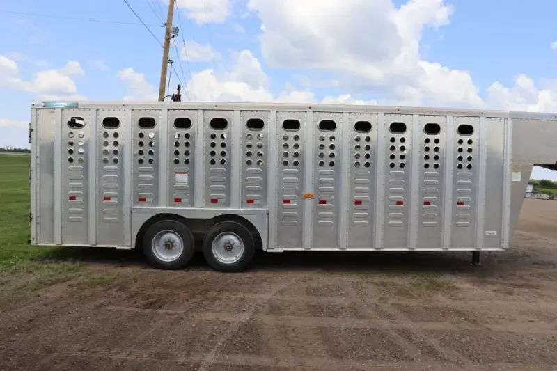 used Stock / Stock Combo Trailers Merritt Trailers  for sale, in Santa Ynez, CA Thumbnail 6