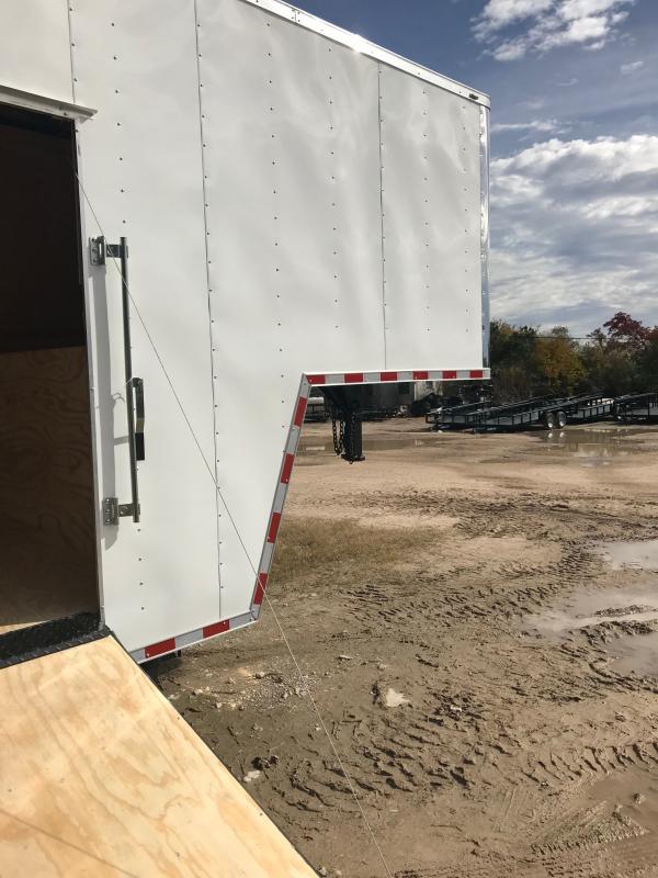 used Cargo (Enclosed) Trailers Lark  for sale, in Tomball, TX Thumbnail 4