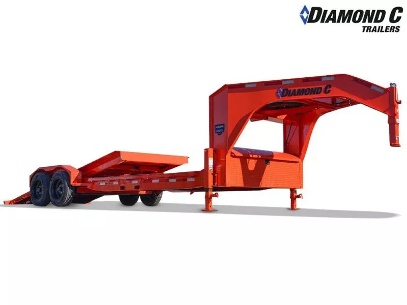 2024 Diamond C HDT Low Pro Gooseneck Hydraulic Full Tilt Equipment Trailer