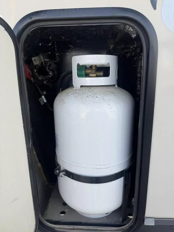 used Fifth Wheel Trailers Forest River  for sale, in Fargo, ND Thumbnail 18