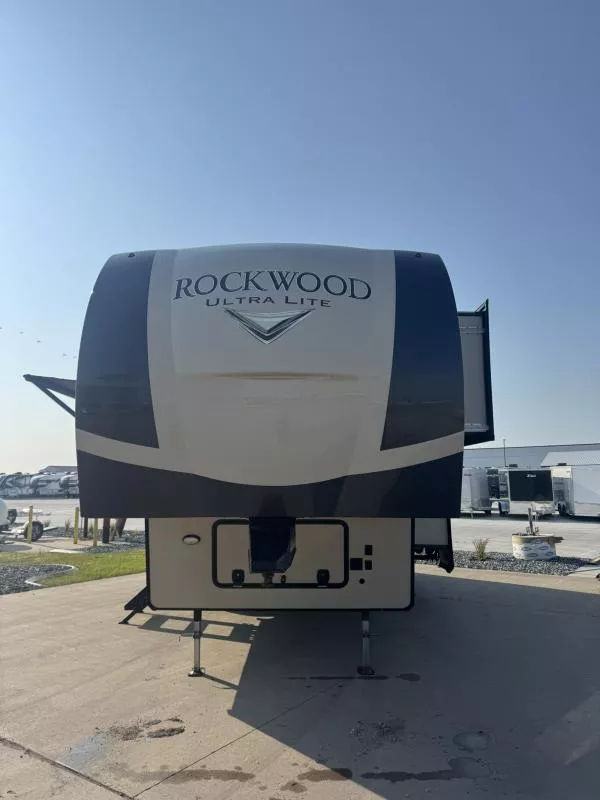 used Fifth Wheel Trailers Forest River  for sale, in Fargo, ND Thumbnail 15