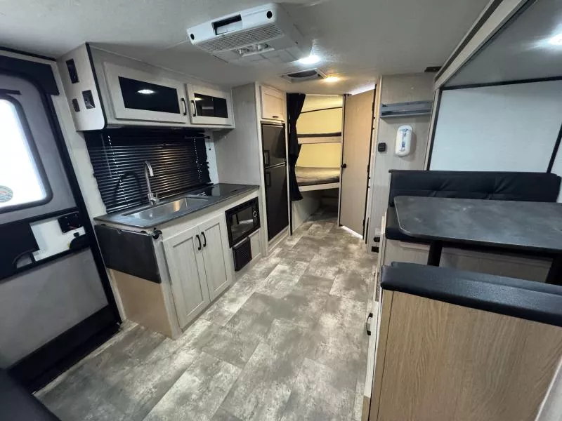 used Travel Trailers Coachmen Coachmen for sale, in Fargo, ND Thumbnail 21