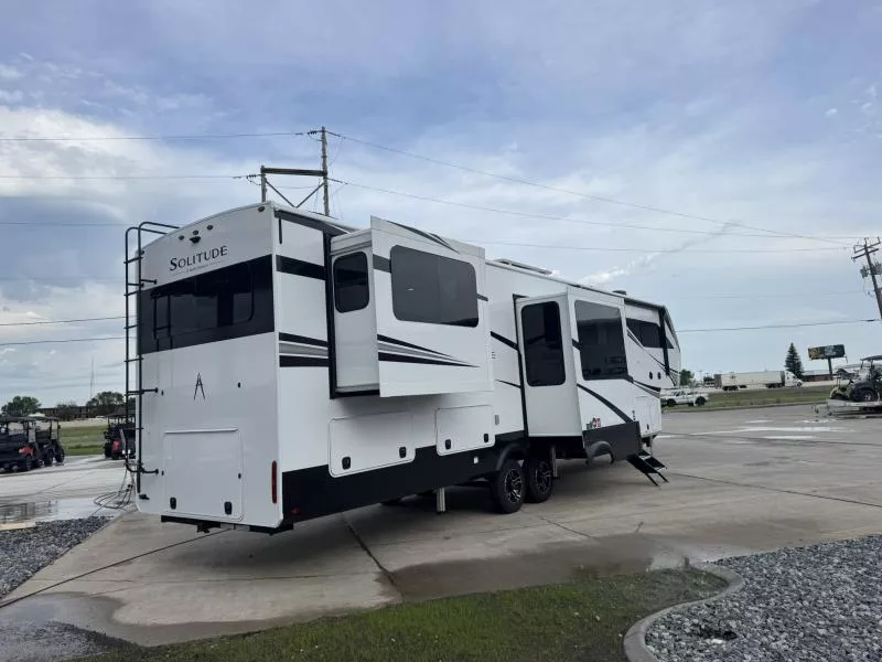 new Fifth Wheel Trailers Grand Design RV  for sale, in Fargo, ND Thumbnail 7