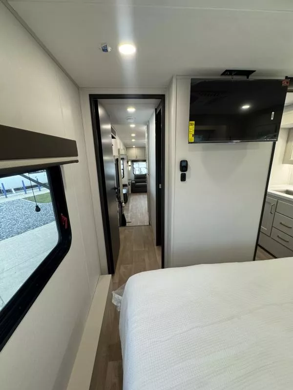 new Fifth Wheel Trailers Grand Design RV  for sale, in Fargo, ND Thumbnail 25