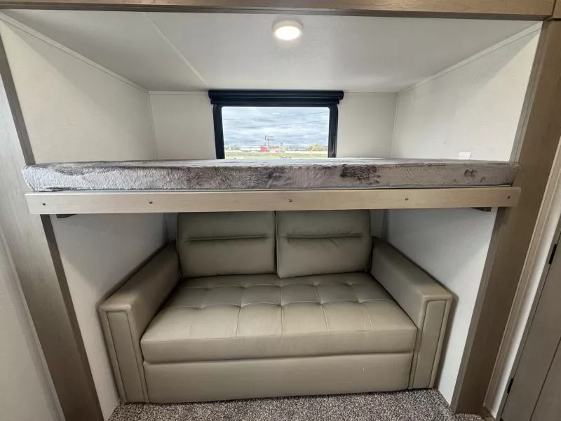 new Fifth Wheel Trailers Grand Design RV  for sale, in Fargo, ND Thumbnail 43