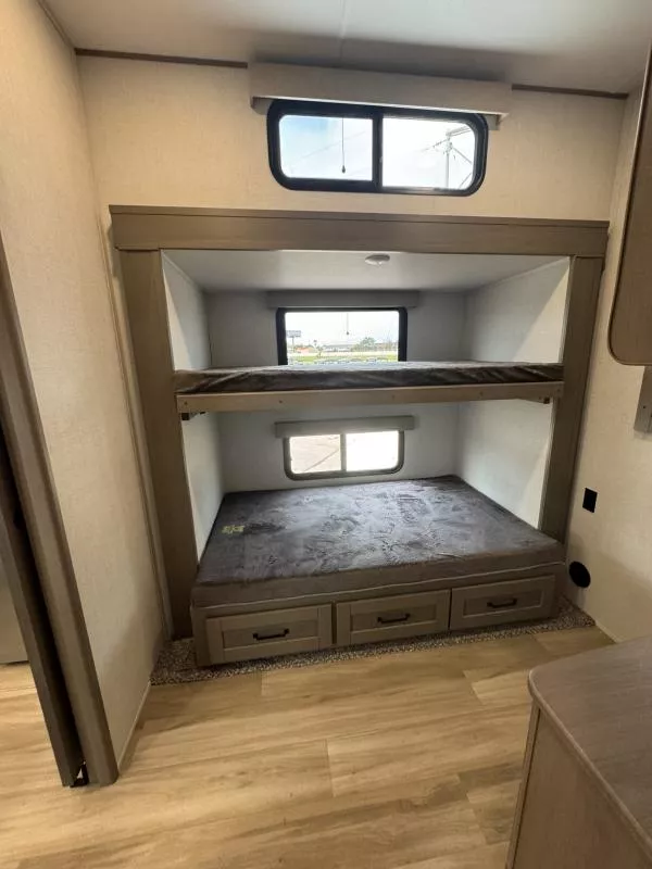 new Fifth Wheel Trailers Grand Design RV Grand Design for sale, in Fargo, ND Thumbnail 41