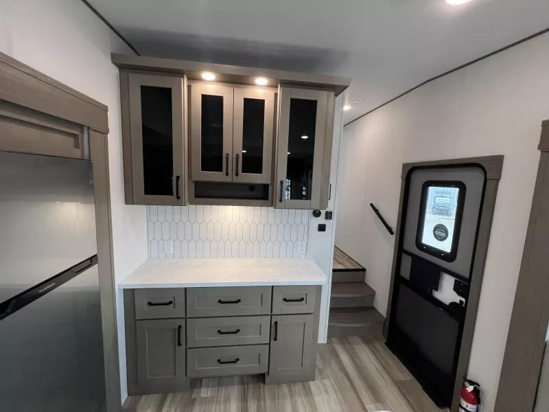 new Fifth Wheel Trailers Grand Design RV Grand Design for sale, in Fargo, ND Thumbnail 13