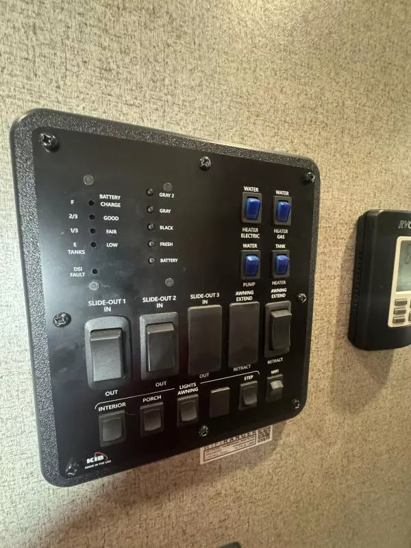 used Fifth Wheel Trailers Forest River  for sale, in Fargo, ND Thumbnail 41