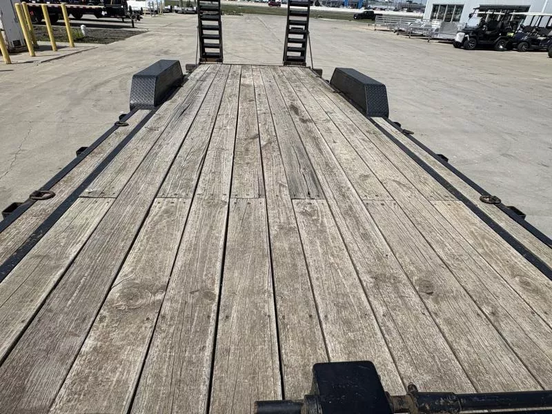 used Equipment / Flatbed Trailers Load Trail  for sale, in Fargo, ND Thumbnail 14