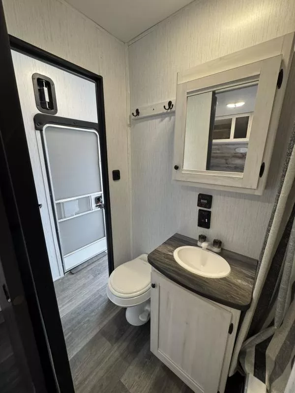 used Toy Haulers Heartland RV  for sale, in Fargo, ND Thumbnail 33