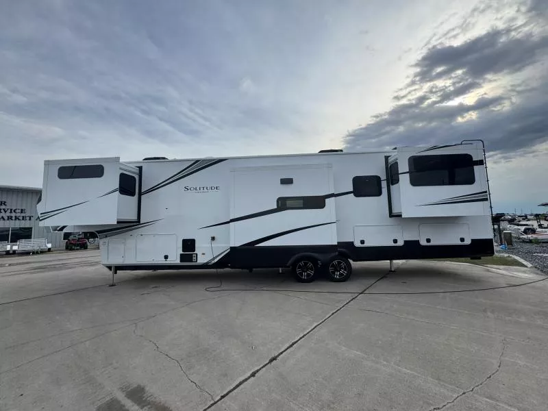 new Fifth Wheel Trailers Grand Design RV  for sale, in Fargo, ND Thumbnail 13
