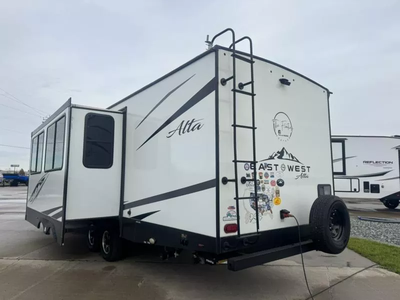 used Travel Trailers Forest River  for sale, in Fargo, ND Thumbnail 5